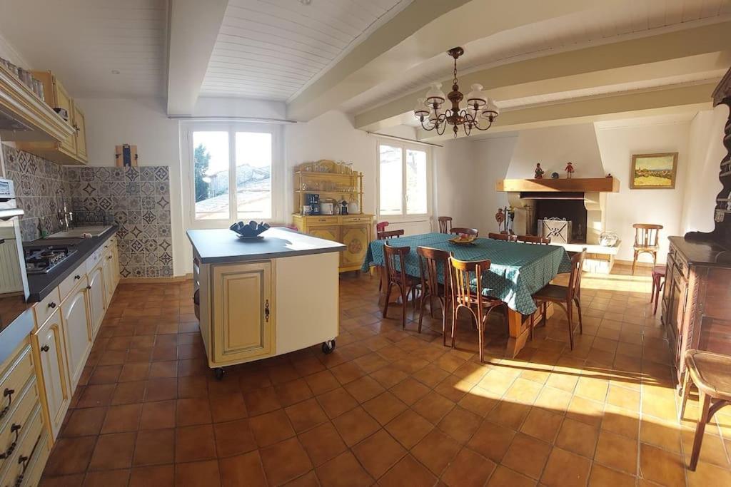 Mon Ventoux Villa Modene Екстериор снимка